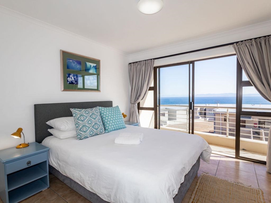 2 Bedroom Property for Sale in De Kelders Western Cape